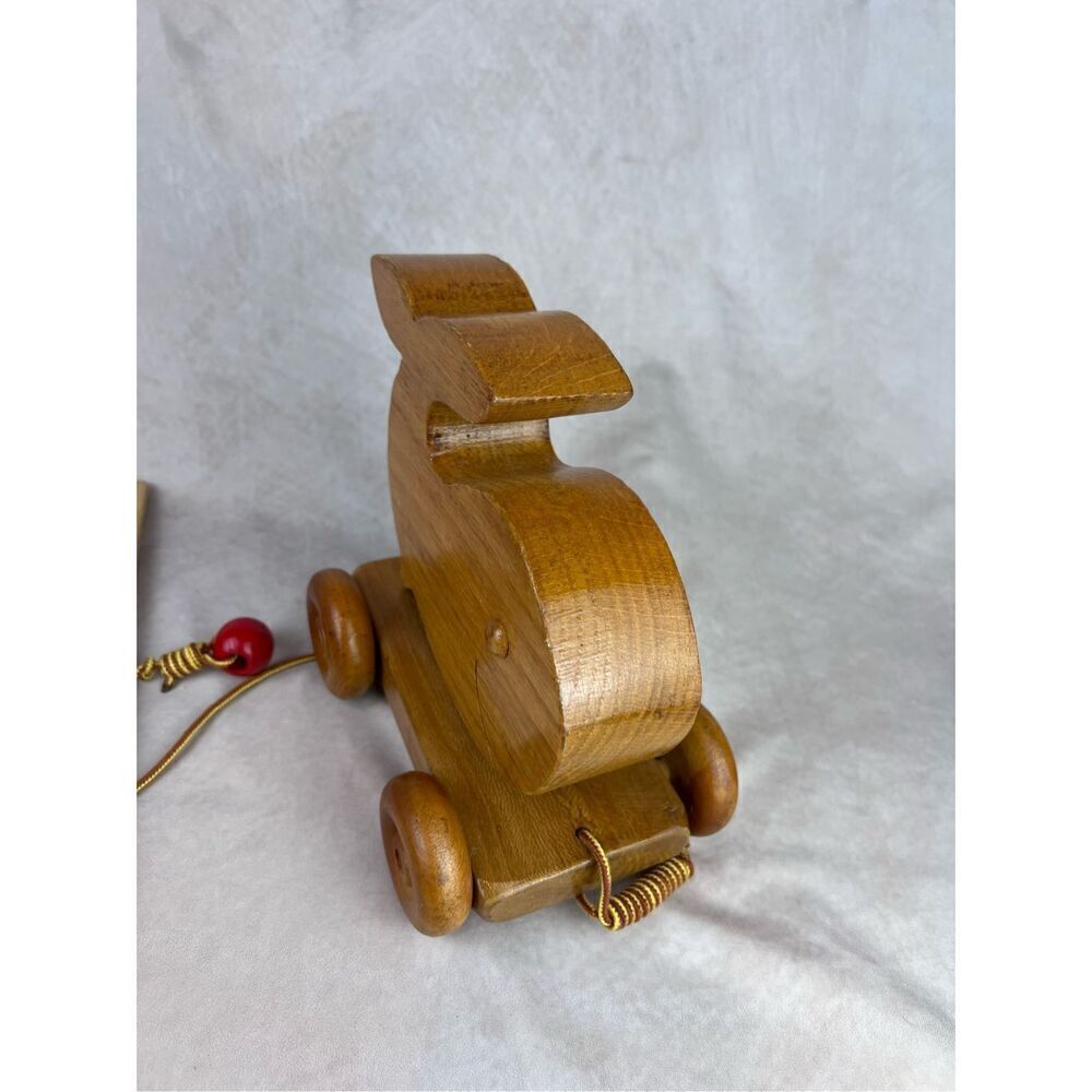 Vintage Wooden Whale Kids Pull Toy Come Along 1990s Montessori - Picture 7 of 8